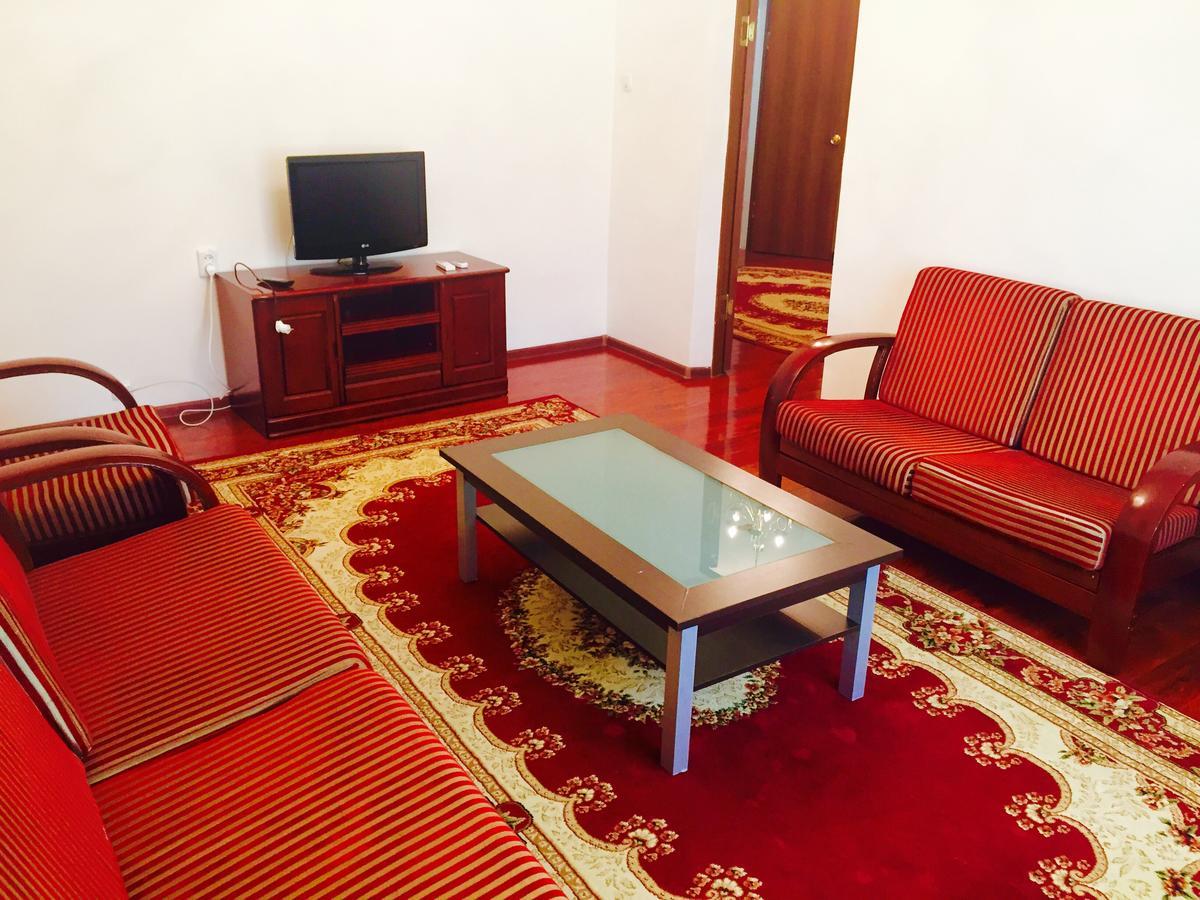 Hotel Ark Ms Taraz Exterior foto