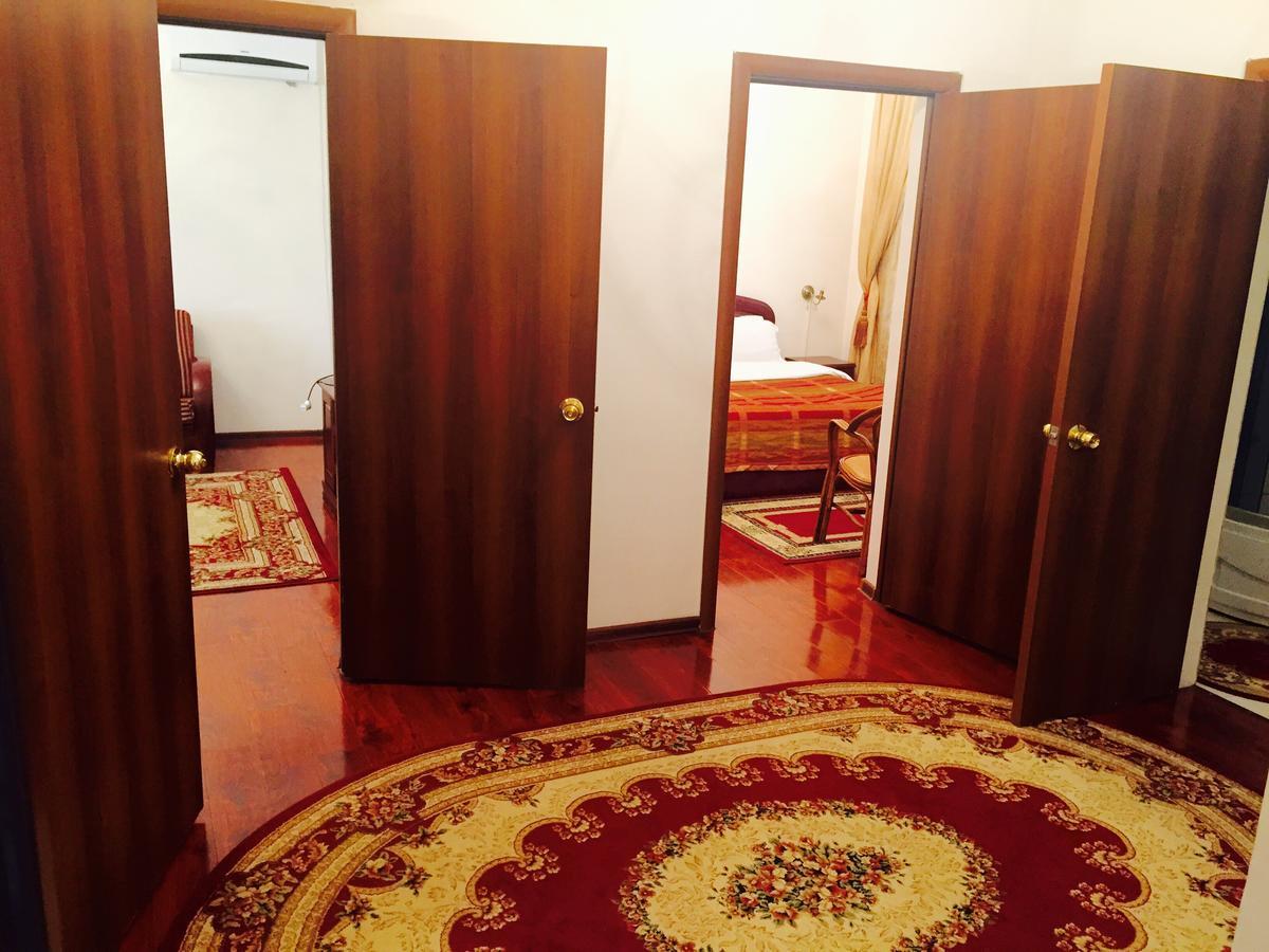 Hotel Ark Ms Taraz Exterior foto